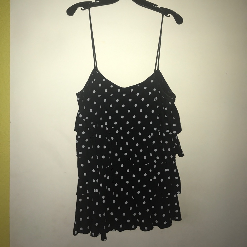 Super cute polka dot top