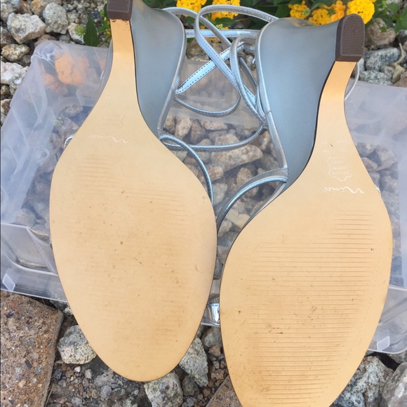 NINA SLIVER ANKLE STRAPS SANDALS HEELS SZ 9 - Picture 4 of 6