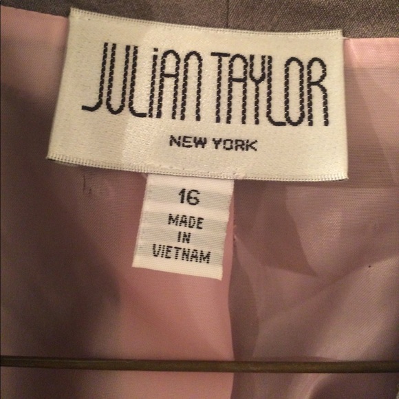 Size 16 Sharp Grey Julian Taylor Blazer - Picture 2 of 4