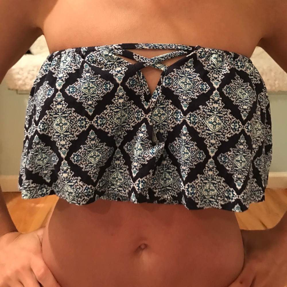 cropped, pattern, strapless top