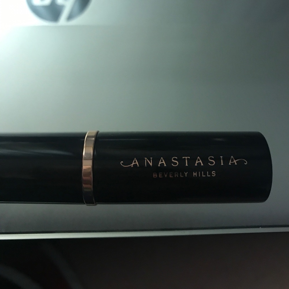 Foundation stick!