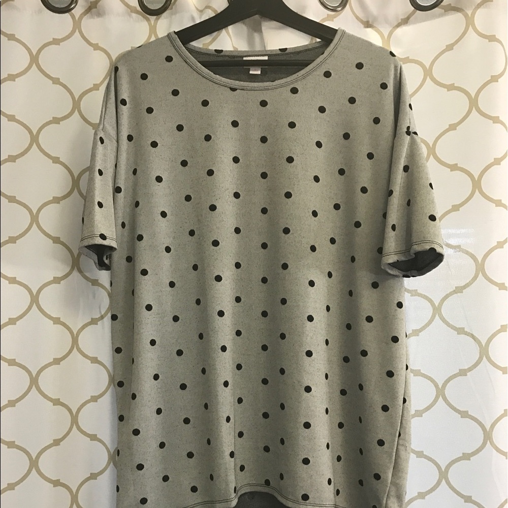 Lularoe Heather gray w/ blk polka dots Irma small