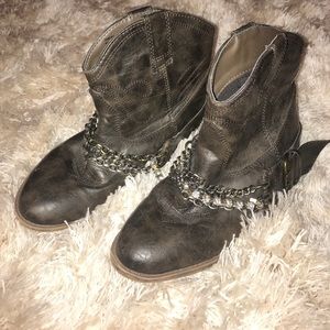 Brown low sparkles boots
