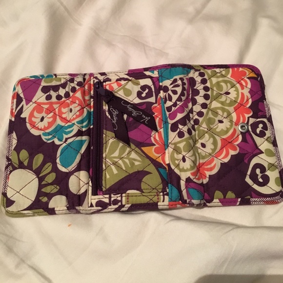 Vera Bradley wallet - Picture 2 of 3