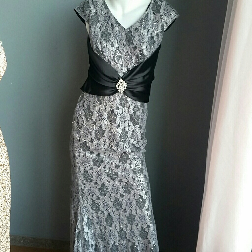 Lece dress