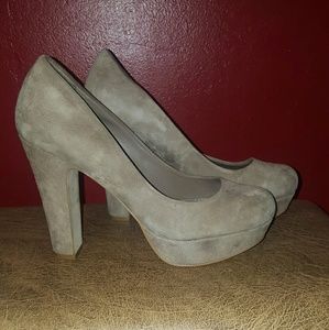 Gianni bini suede taupe heels