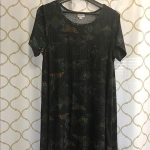 Medium lularoe carly dress black design
