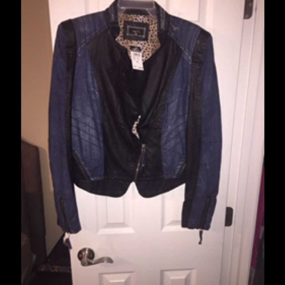 NEW never worn!Sz XL denim jacket