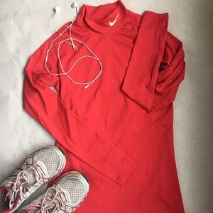 Nike Therma-Fit Running Long Sleeve Mock Shirt