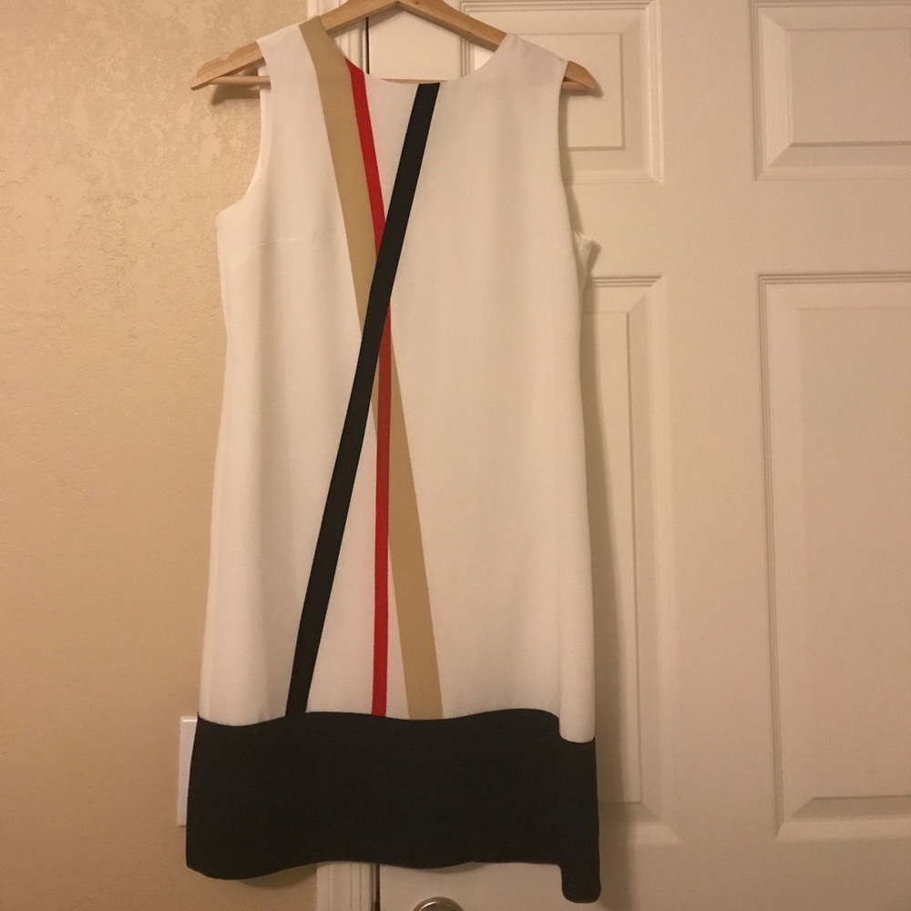 Vince Camuto White Dress with classic pattern.