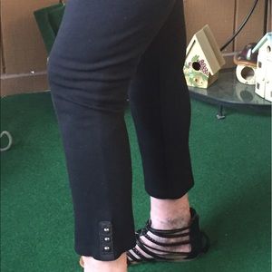 Pedal pushers with detailed legs by Thredz