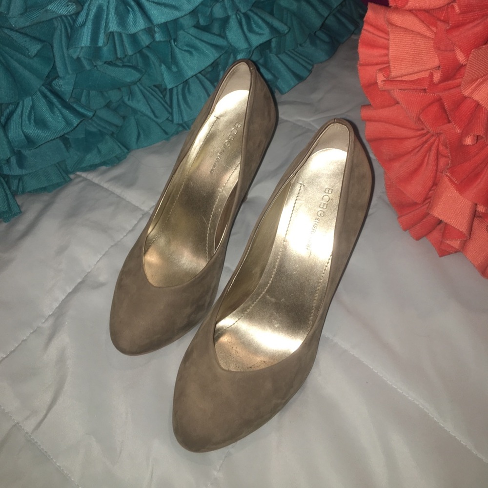 BCBGeneration taupe leather/suede heels