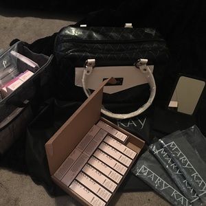NEW Mary Kay makeup kit, all products included