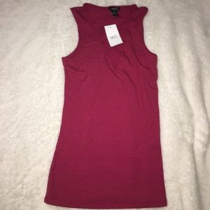 It's a maroon cross tank top