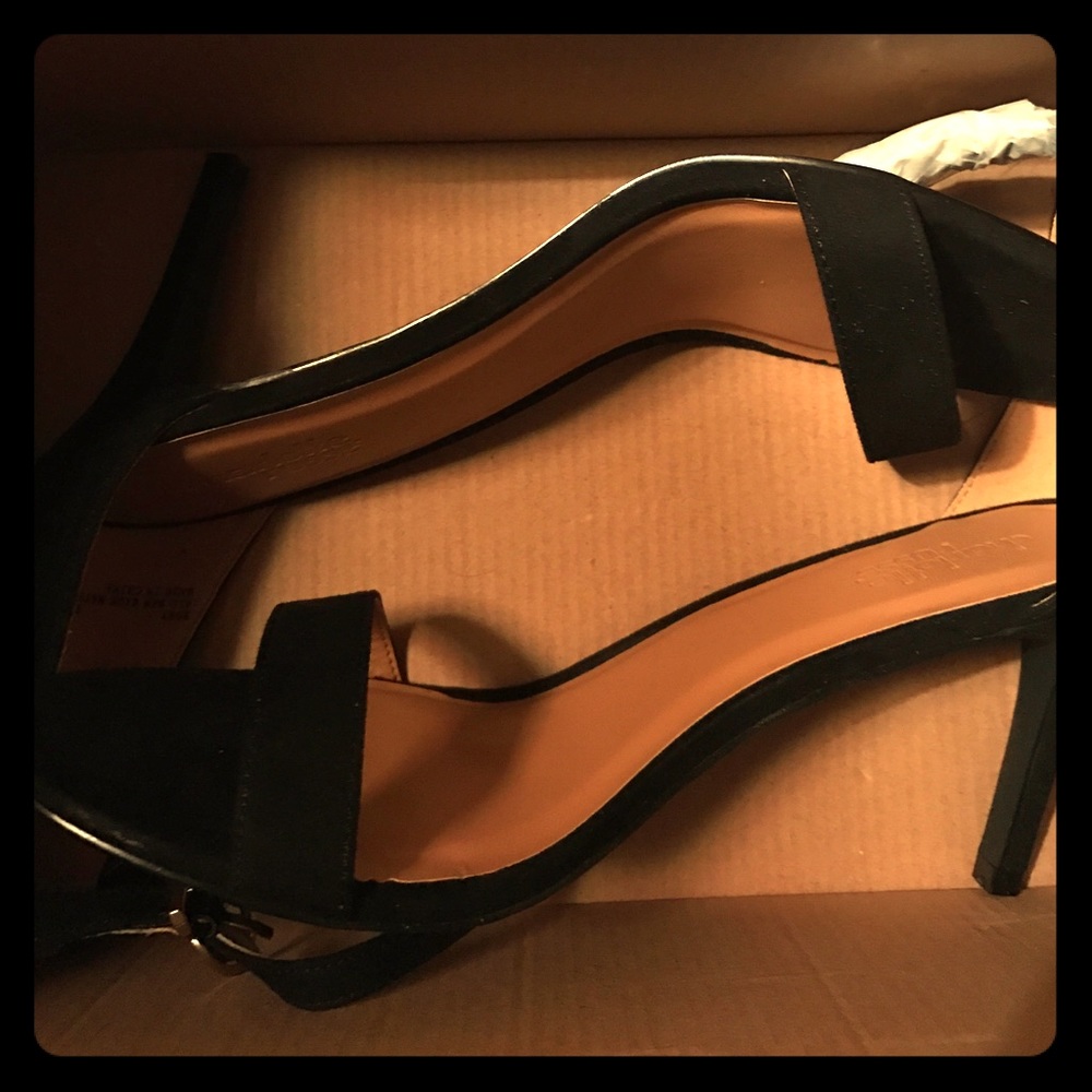 Black heels