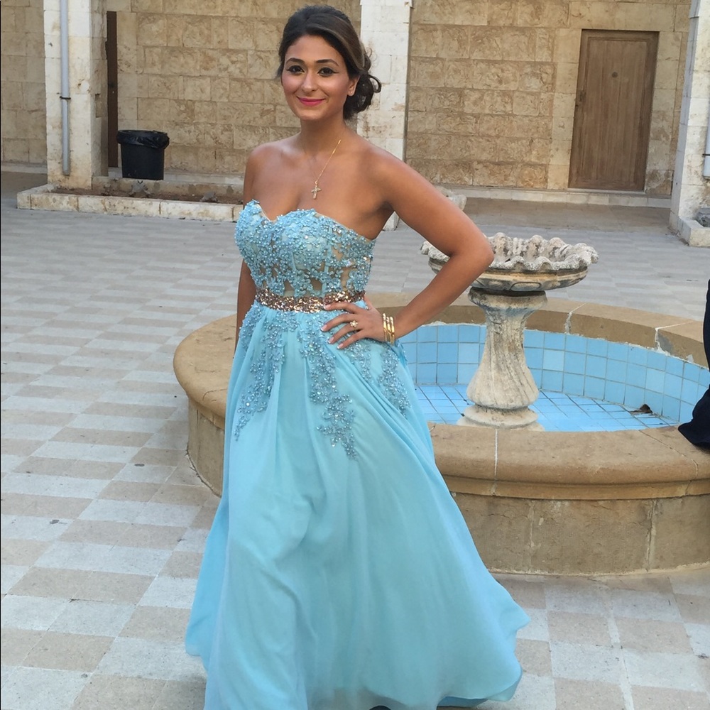 Blue prom dress