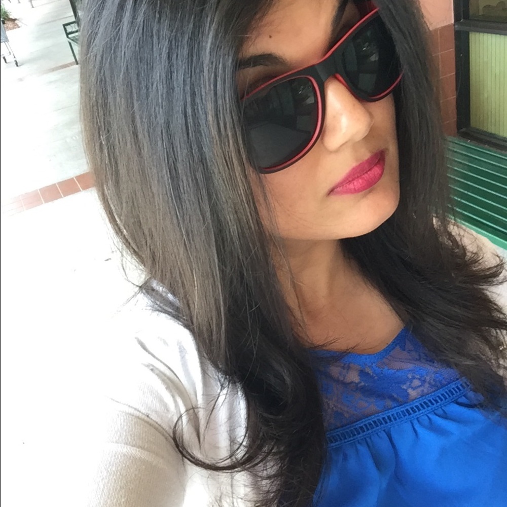 Meet your Posher, Anjali