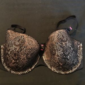 Black lace bra