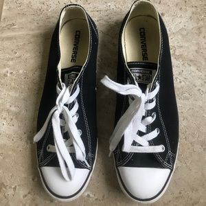 Dainty Converse