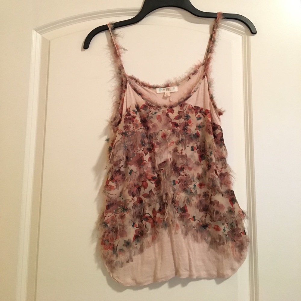 Pink tank with floral print ruffles