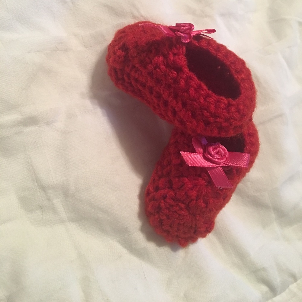 Baby booties. Escarpines.