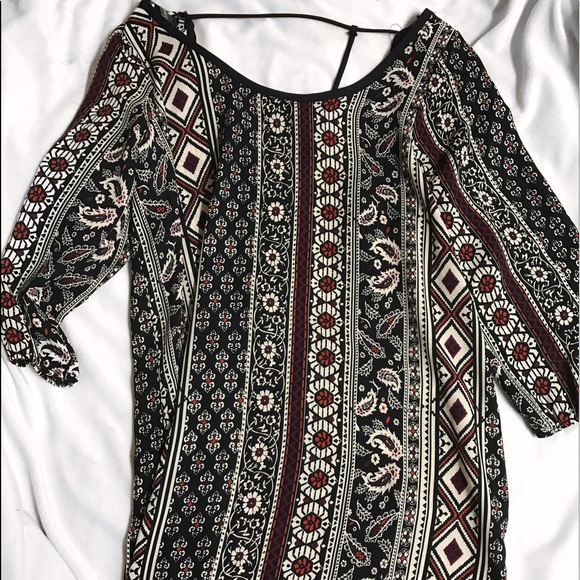 ✨ Buy 3 for $25 ✨NEW! Tribal Print Swing Dress - Picture 2 of 4