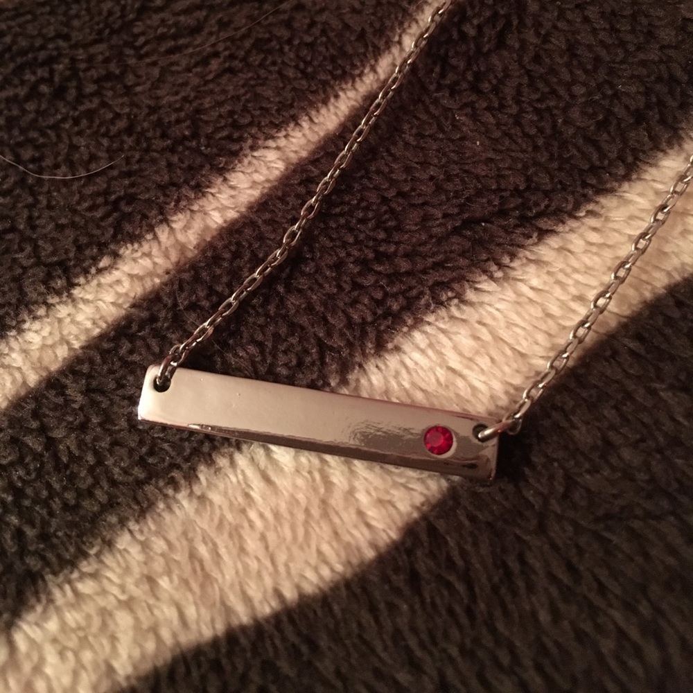 Red ruby silver bar necklace - Picture 2 of 3