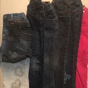 Bundle of girls bottoms 4T