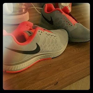 Nike womens sneakers