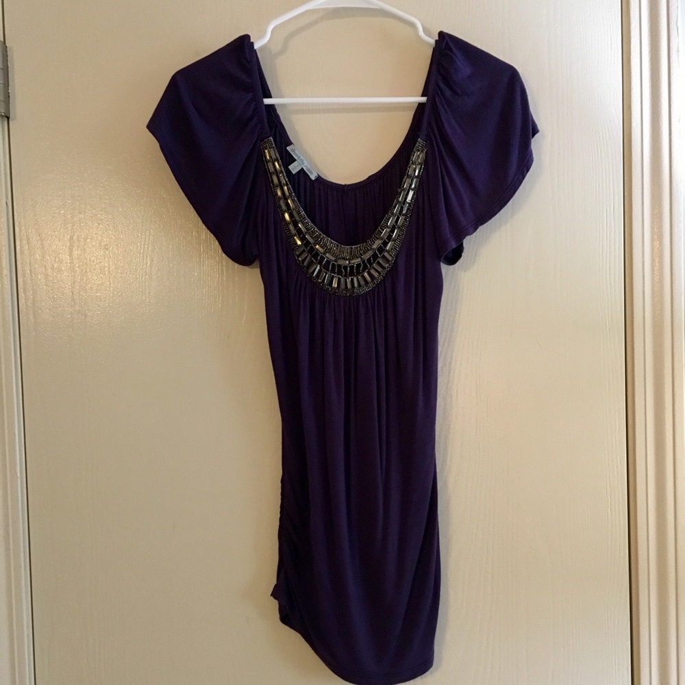 ⭐️MAKE AN OFFER!⭐️ Dark purple top