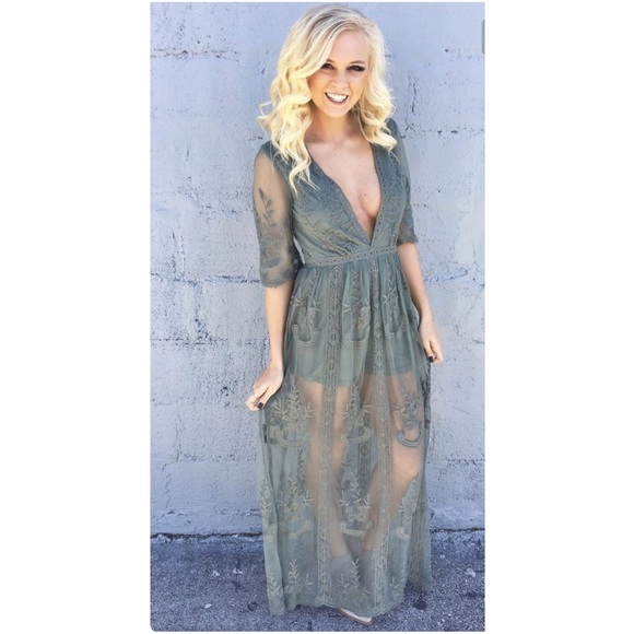Live in Luxe Lace Maxi Dress - Picture 8 of 8