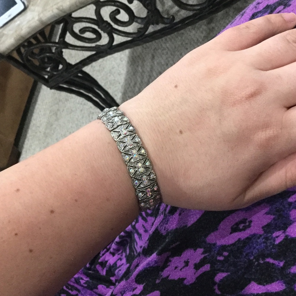 Irridesecent Bracelet