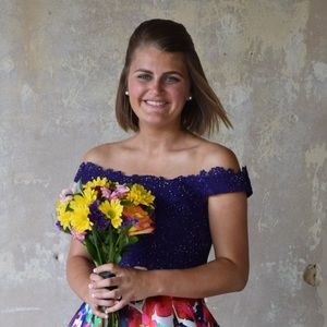 Meet your Posher, Lizzi