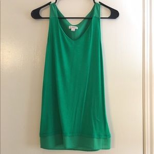 ⭐️MAKE AN OFFER! MOVING!⭐️ Green tank top