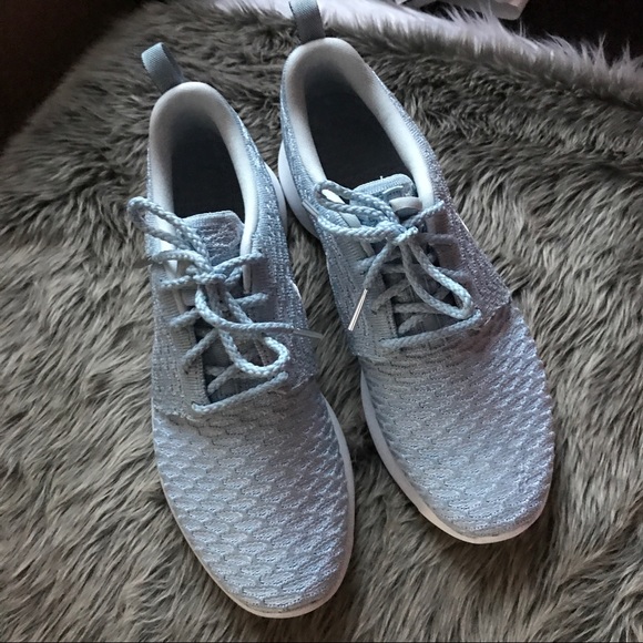 OFFER ME 🔥 Nike Roshe One Flyknit - Picture 3 of 5