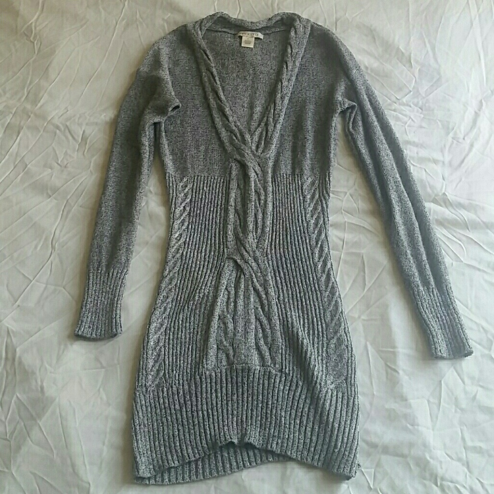 Sweater Bundle - Picture 2 of 4