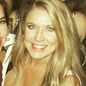 Meet your Posher, Ayla