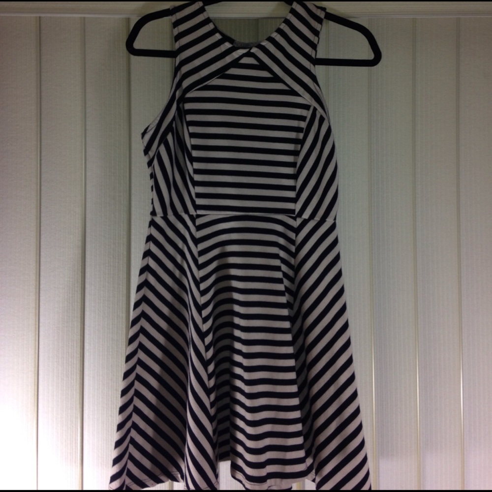 Striped skater dress size large