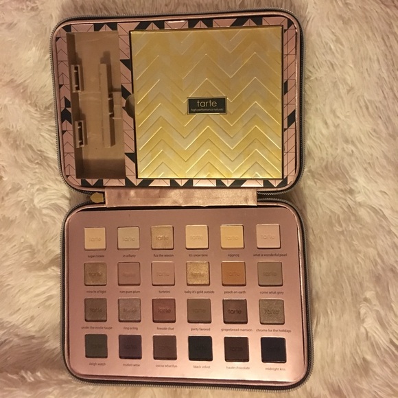 Tarte Limited Edition Light of the Party Kit - Picture 2 of 4