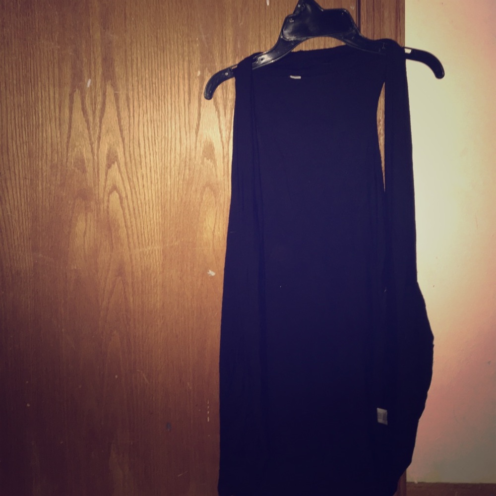 Sleeve less cardigan