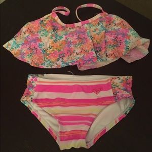 Adorable toddler Roxy bikini 👙