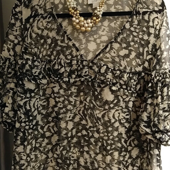 LOFT Tops - {Clearance} Ann Taylor Loft blouse