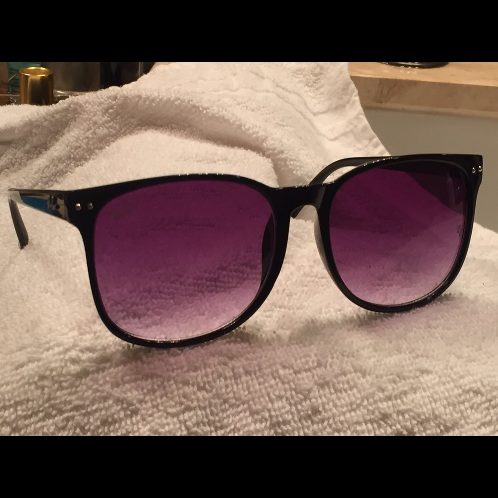 Ray-Ban Sunglasses 😎