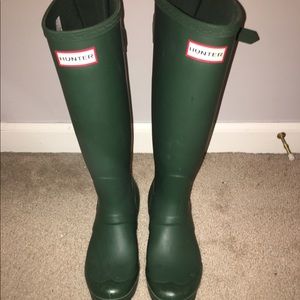 Green Hunter Boots. Size: 6