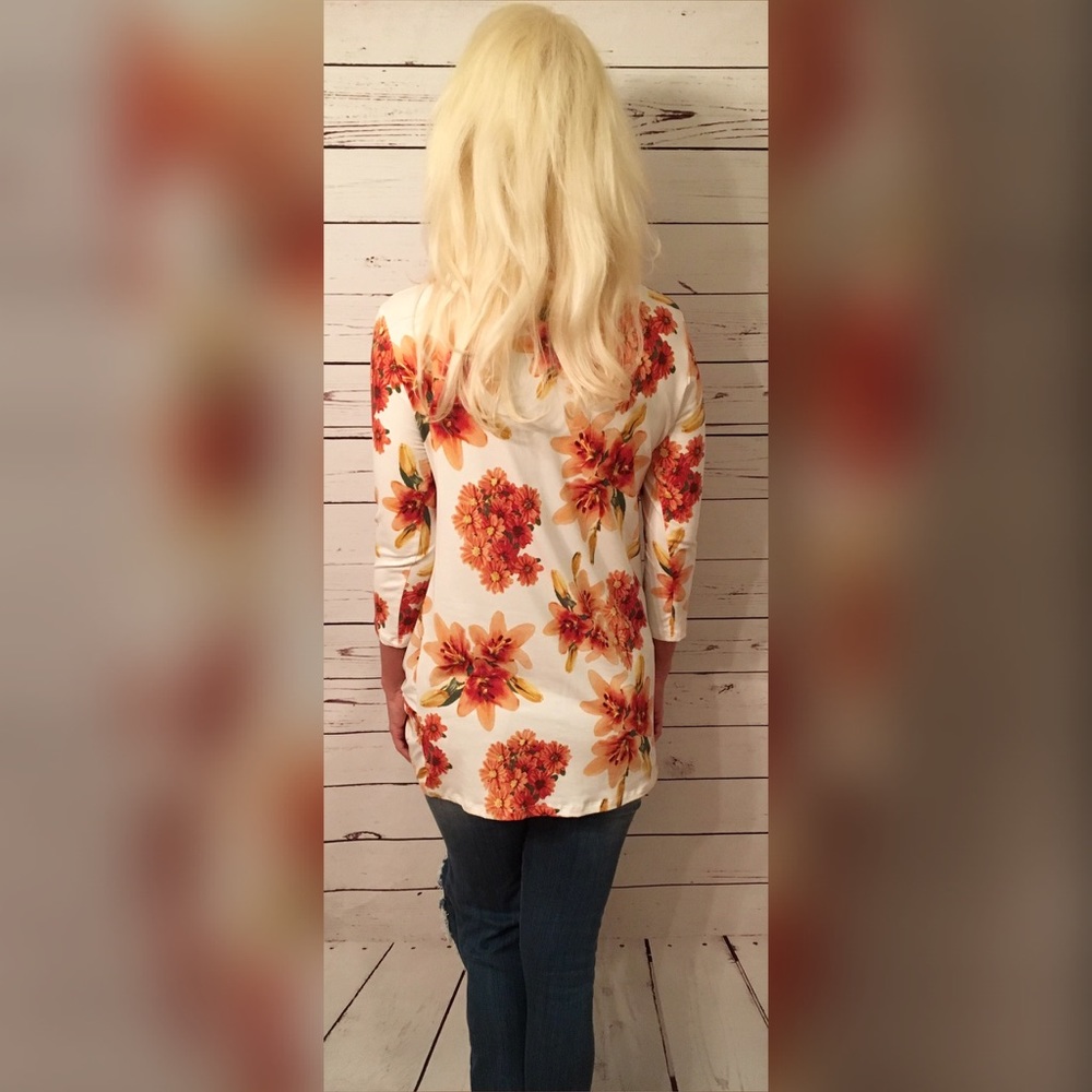 🎉 HP Stunning floral tie front tunic - Picture 2 of 2