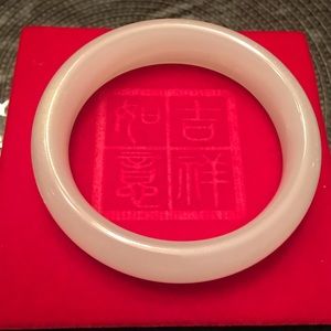 Natural jade bangle light green