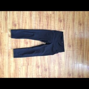 Lululemon black high time 7/8 crop