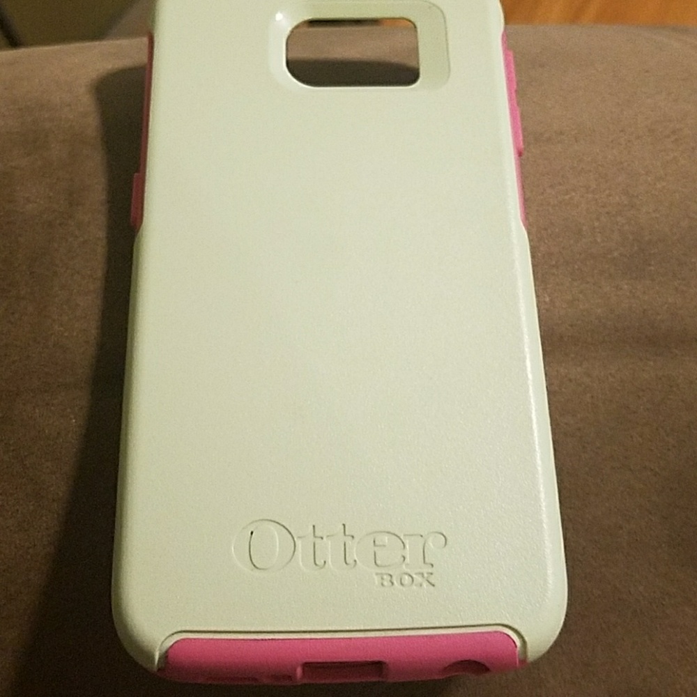 Otterbox symmetry