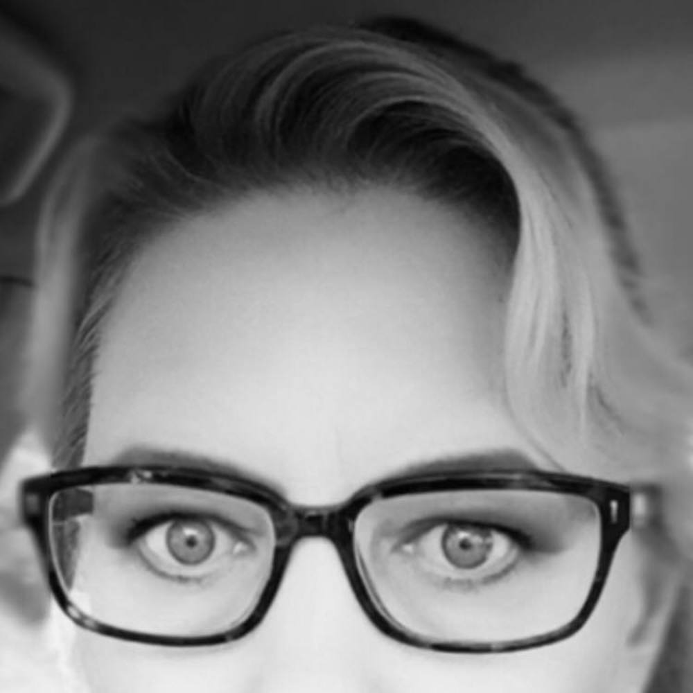 Meet your Posher, Julie