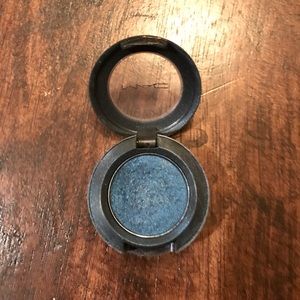 Mac eye shadow
